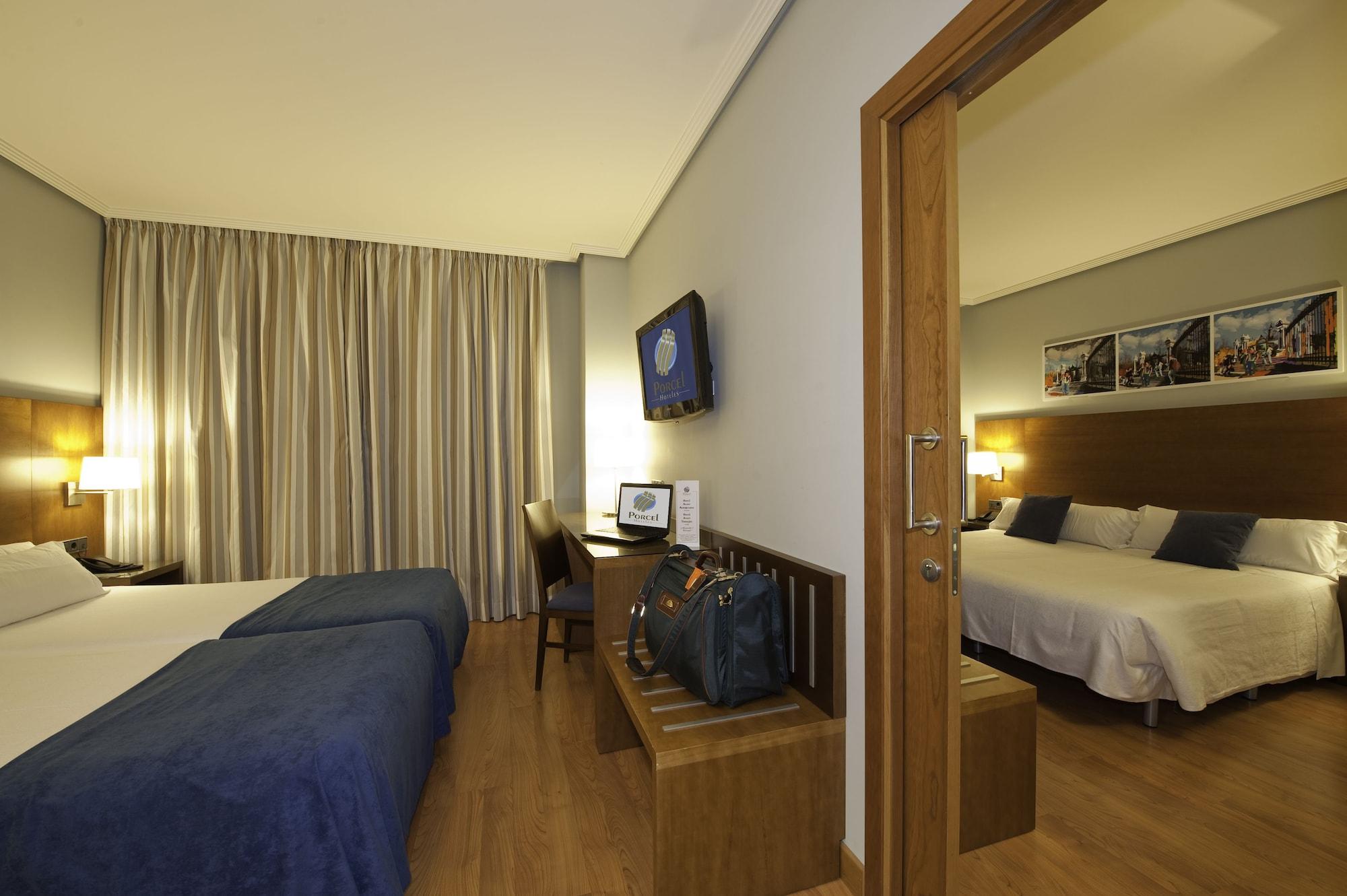 อวันต์ ตอเรฆอน Hotel ตอร์เรคอน เด อาร์ดอซ ภายนอก รูปภาพ